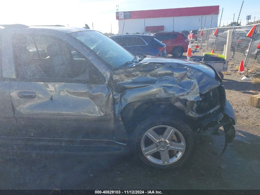 2009 Chevrolet Trailblazer Lt VIN: 1GNDT33S492113983 Lot: 40829103