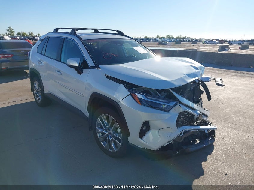 2023 TOYOTA RAV4  (VIN: 2T3C1RFV2PW299868)