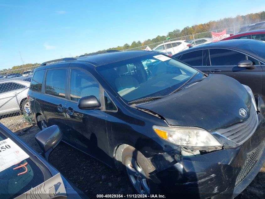 2017 Toyota Sienna Le 8 Passenger VIN: 5TDKZ3DC2HS806127 Lot: 40829354