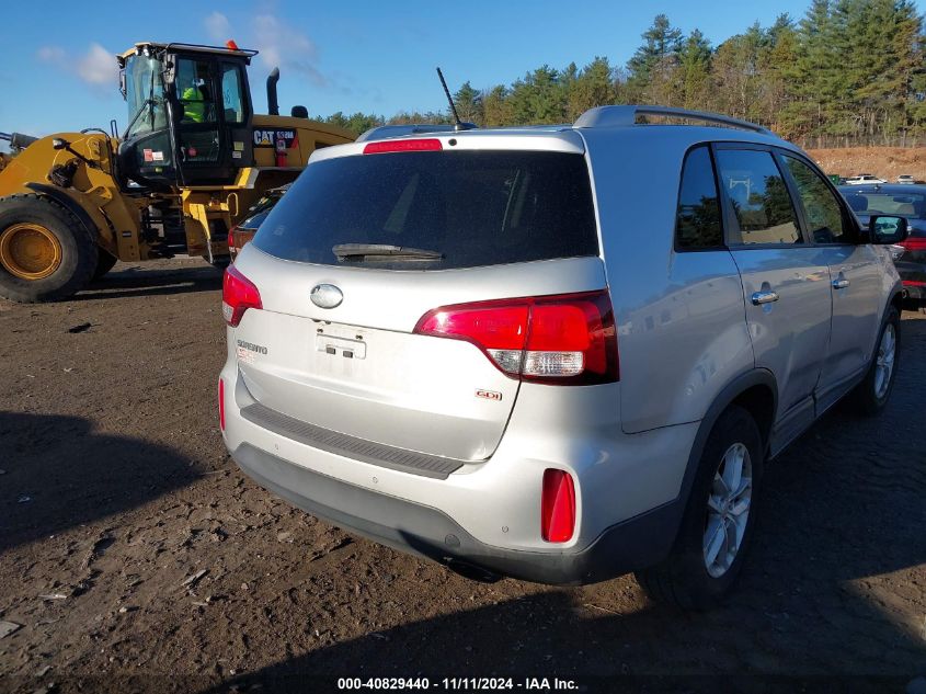 2015 KIA SORENTO LX - 5XYKTCA64FG558117