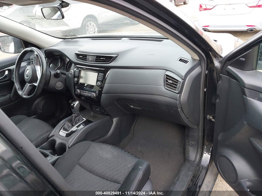 2018 NISSAN ROGUE SV - KNMAT2MVXJP590309