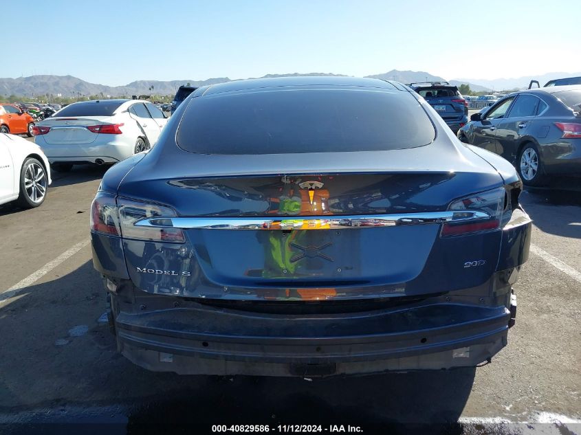 2015 Tesla Model S 70D/85D/P85D VIN: 5YJSA1E25FF118870 Lot: 40829586