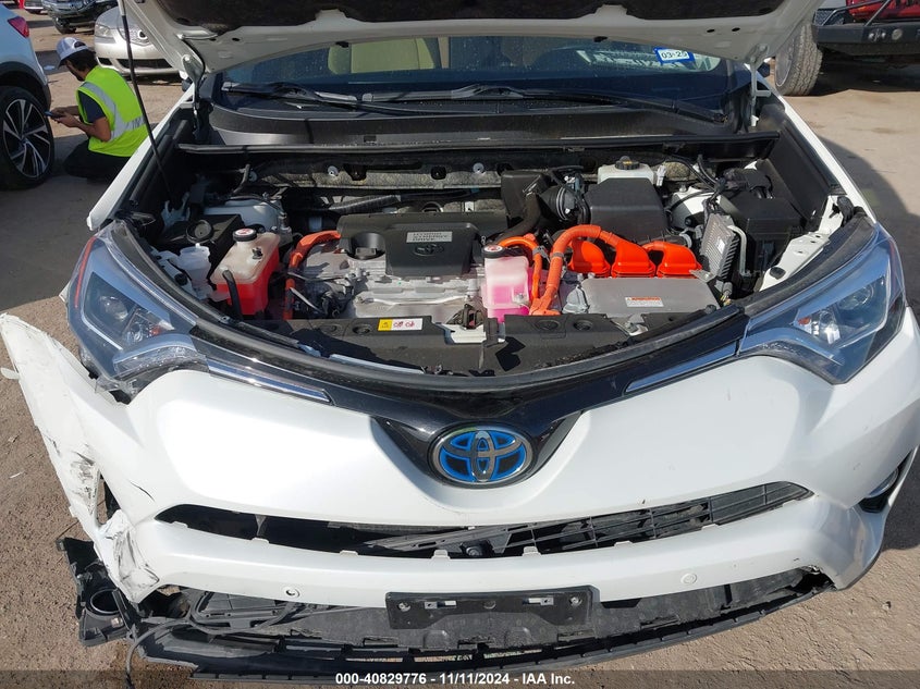 2018 TOYOTA RAV4 HYBRID LIMITED - JTMDJREV4JD173781