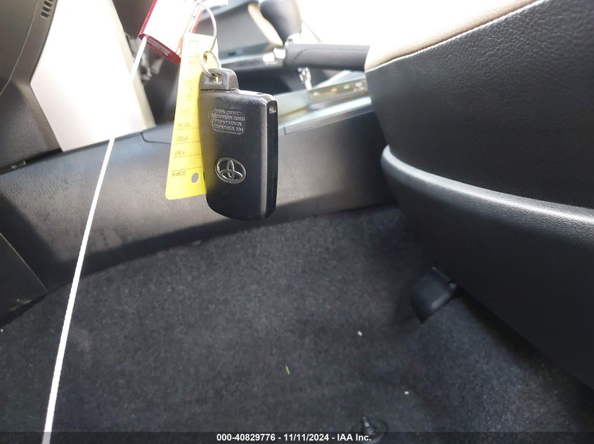 2018 TOYOTA RAV4 HYBRID LIMITED - JTMDJREV4JD173781