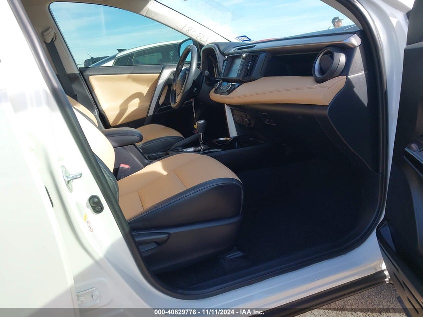 2018 TOYOTA RAV4 HYBRID LIMITED - JTMDJREV4JD173781