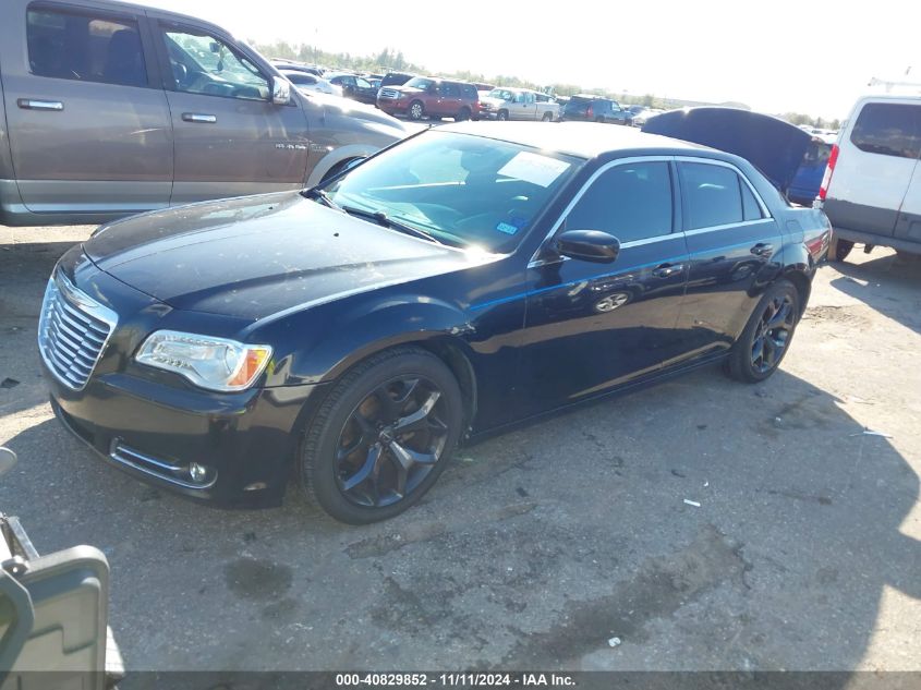 VIN 2C3CCAAG2DH588687 2013 Chrysler 300, Motown no.2