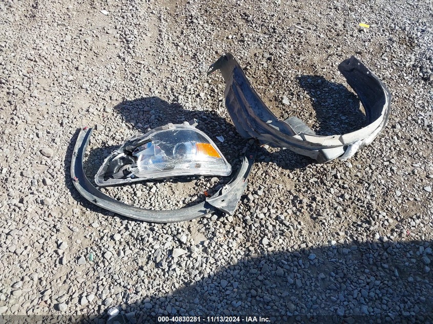 2018 MITSUBISHI OUTLANDER SPORT ES/SE - JA4AR3AUXJU004204