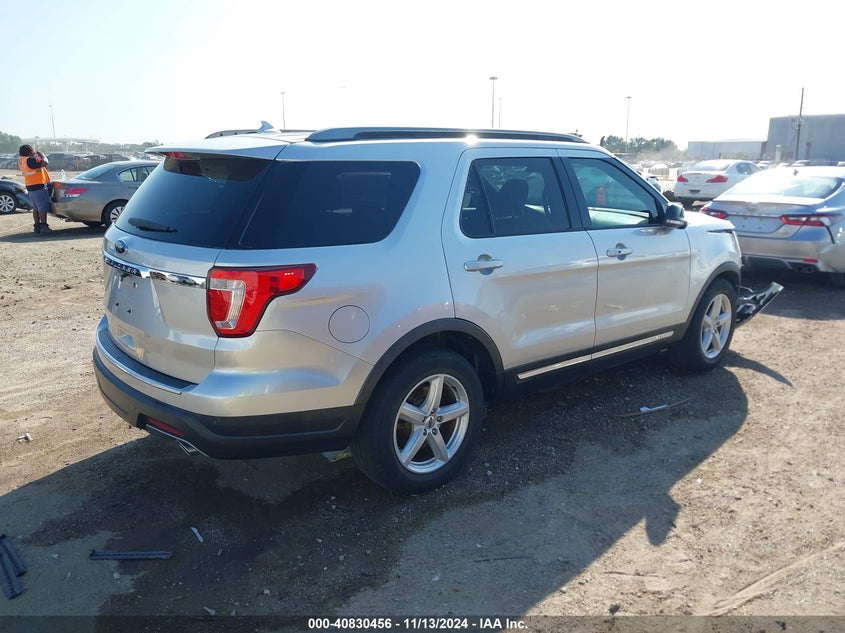 VIN 1FM5K7D87JGA35387 2018 FORD EXPLORER XLT