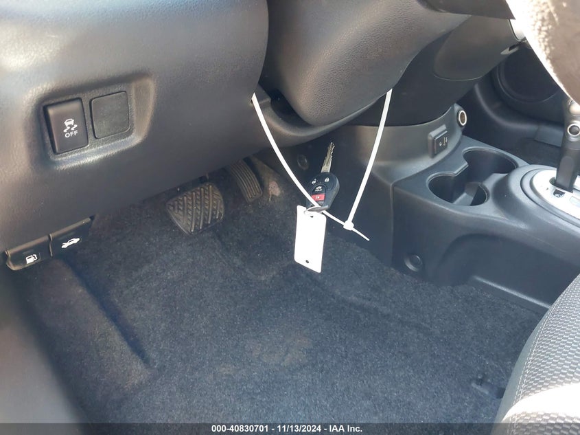 2017 NISSAN VERSA 1.6 SV - 3N1CN7AP7HK458838