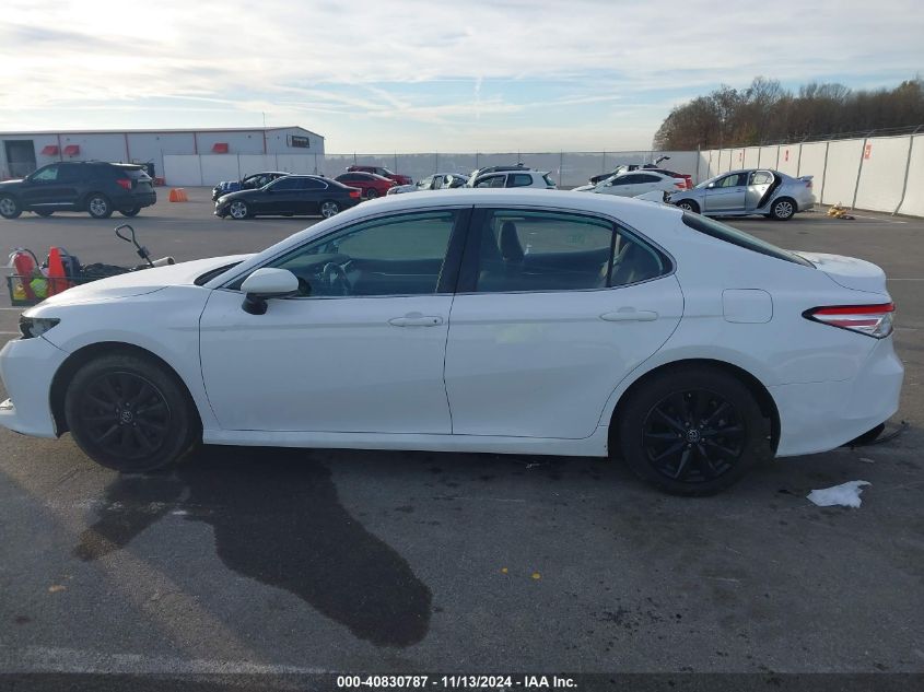 2019 Toyota Camry Le VIN: 4T1B11HK9KU826984 Lot: 40830787