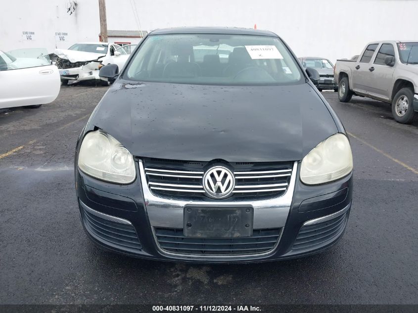 2005 Volkswagen Jetta 2.5 VIN: 3VWDF71K05M640705 Lot: 40831097