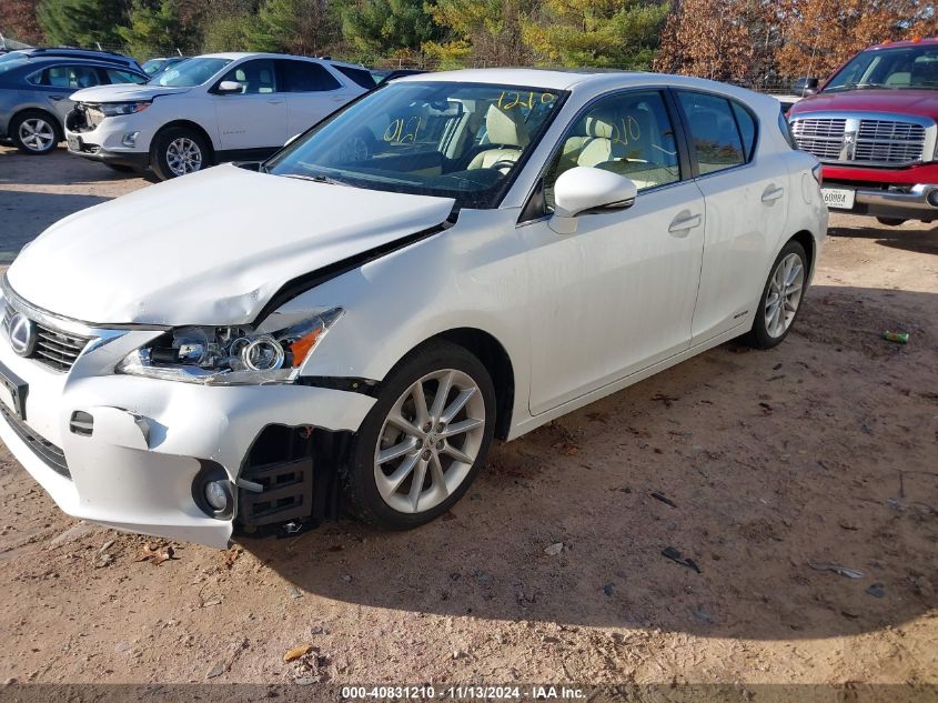 VIN JTHKD5BH1D2168512 2013 Lexus CT, 200H no.2