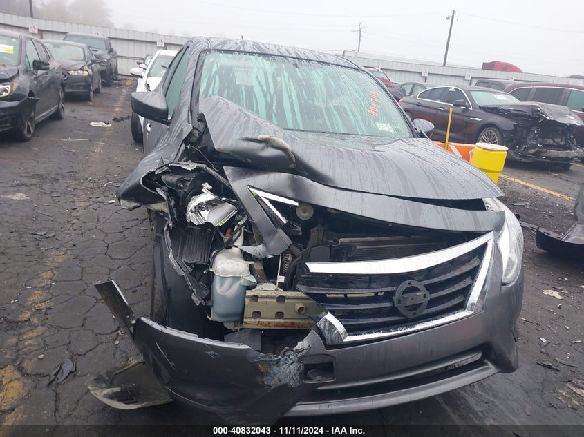 2018 NISSAN VERSA VIN: 3N1CN7AP8JL801740