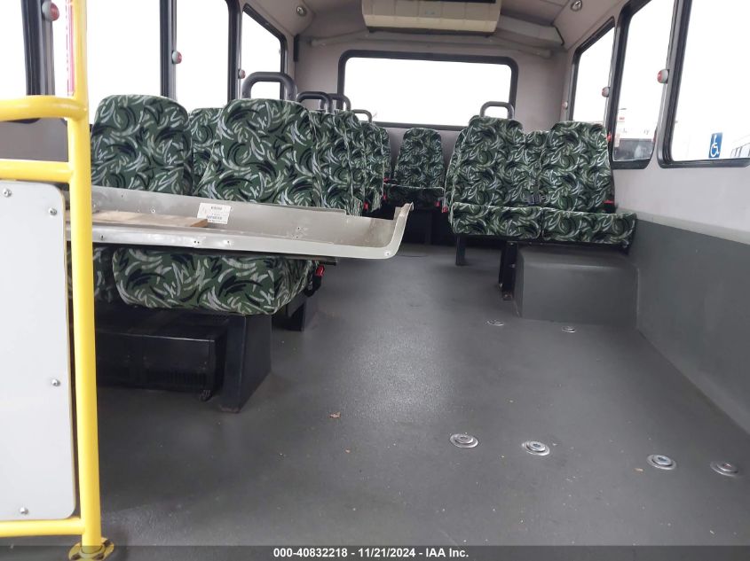 2015 Chevrolet Express Cutaway 4500 Diesel VIN: 1GB6G5BL4F1148119 Lot: 40832218