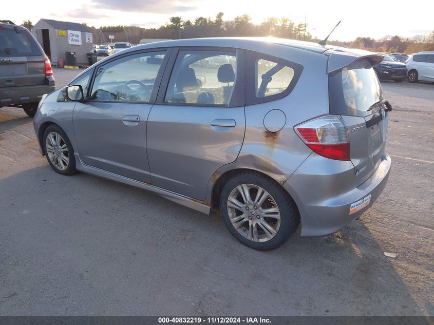 2009 HONDA FIT VIN: JHMGE88489C001445