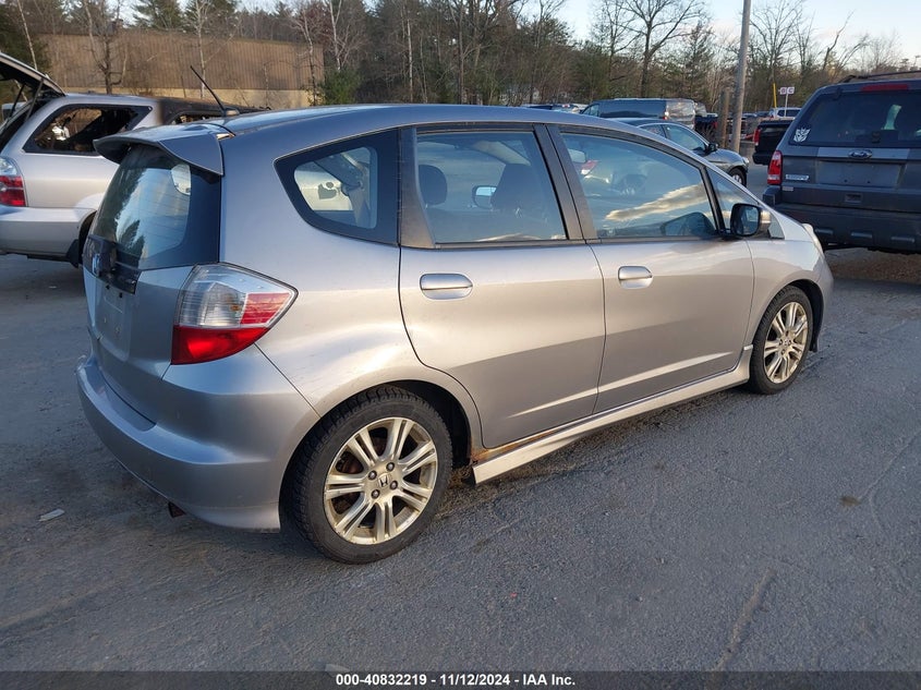 2009 HONDA FIT VIN: JHMGE88489C001445