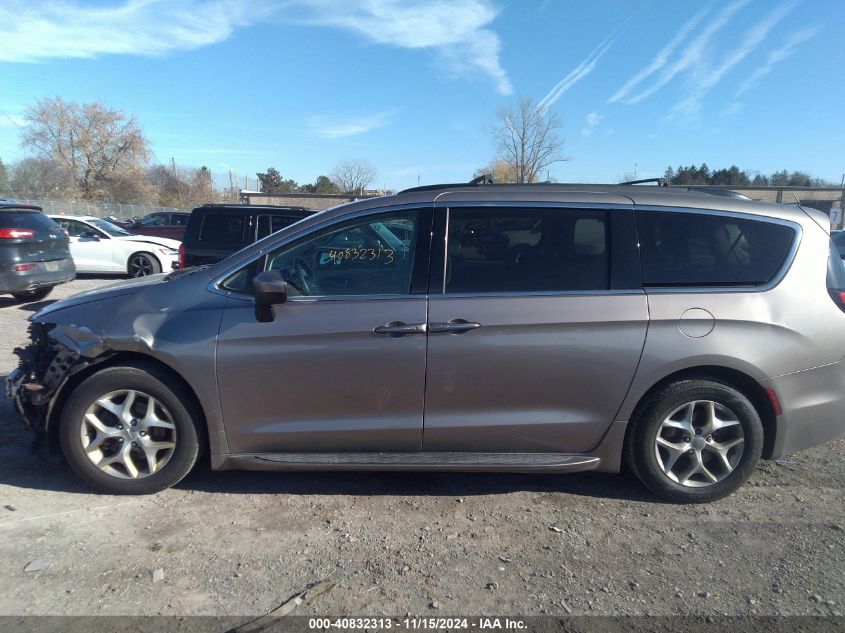 2017 Chrysler Pacifica Touring Plus VIN: 2C4RC1BG2HR785251 Lot: 40832313