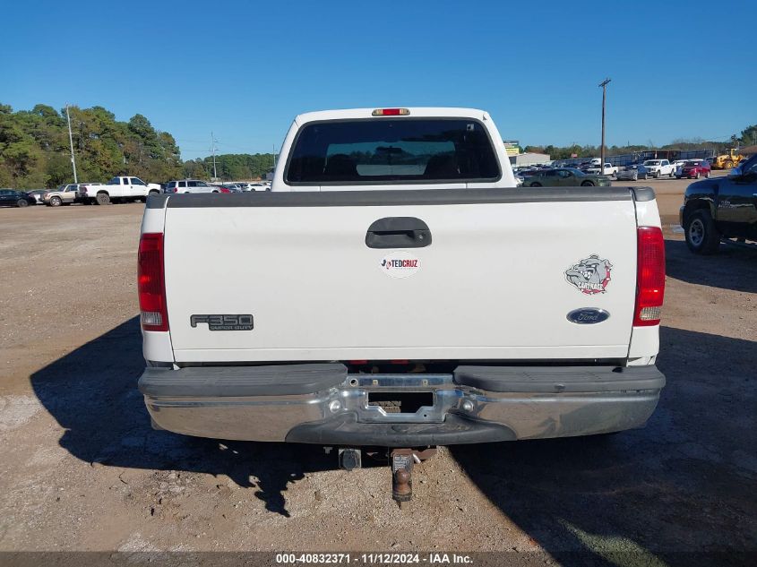 2000 Ford F-350 Lariat/Xl/Xlt VIN: 1FTWW32F7YEA33314 Lot: 40832371