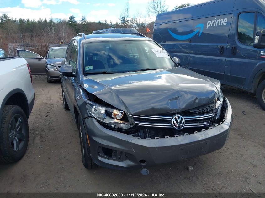 2018 Volkswagen Tiguan Limited 2.0T VIN: WVGBV7AX7JK002392 Lot: 40832600