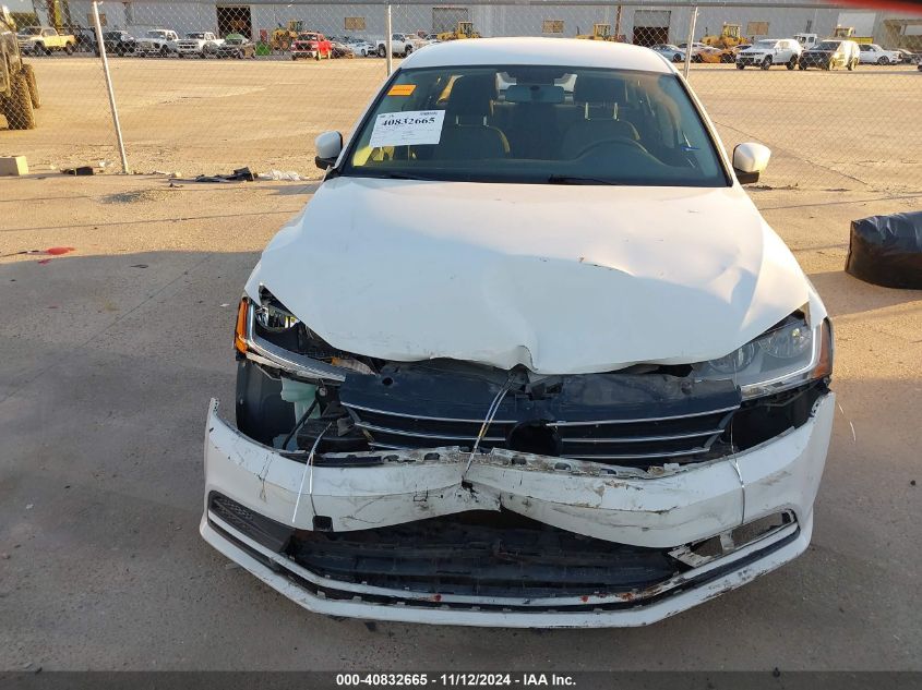 VIN 3VW2B7AJ7JM254688 2018 VOLKSWAGEN JETTA no.13