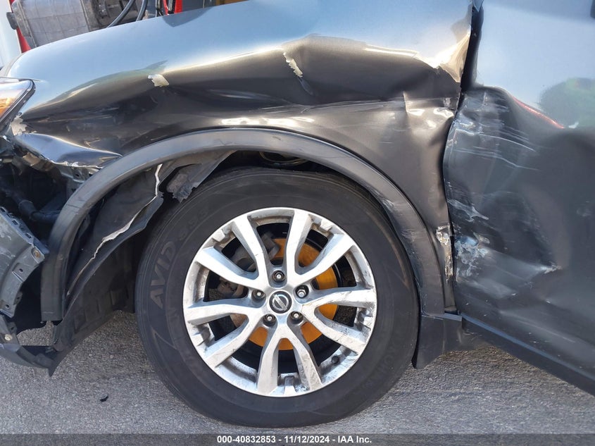2017 NISSAN ROGUE VIN: JN8AT2MV0HW272980
