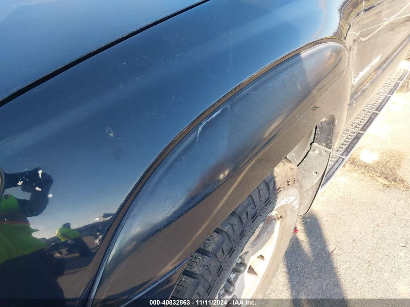 2003 Toyota 4Runner Limited V8 VIN: JTEBT17R930026560 Lot: 40832863