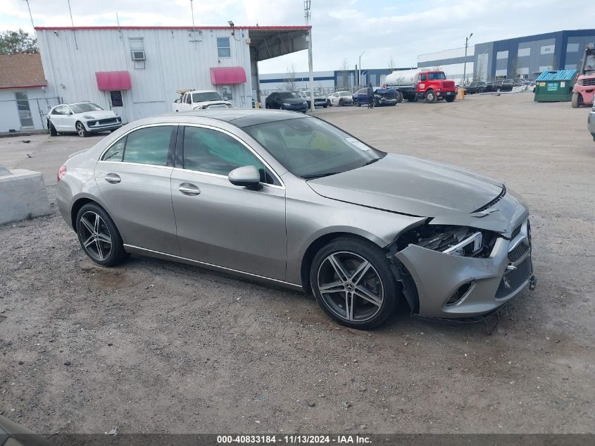 2019 Mercedes-Benz A 220 VIN: WDD3G4EB2KW001635 Lot: 40833184