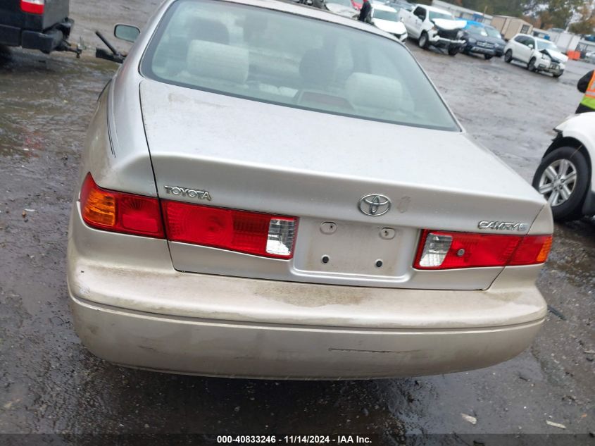 2000 Toyota Camry Ce VIN: 4T1BG22KXYU749757 Lot: 40833246