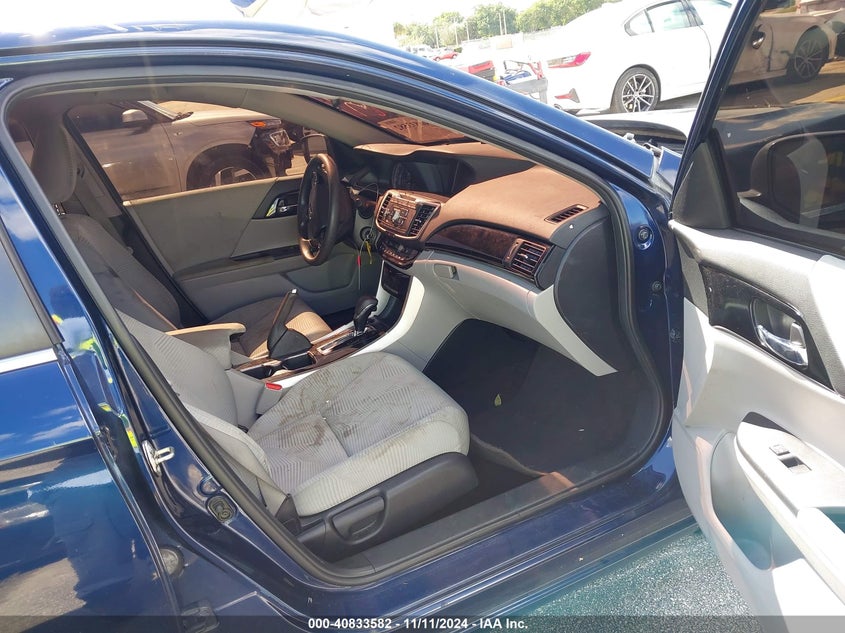 VIN 1HGCR2F37HA153689 2017 HONDA ACCORD LX