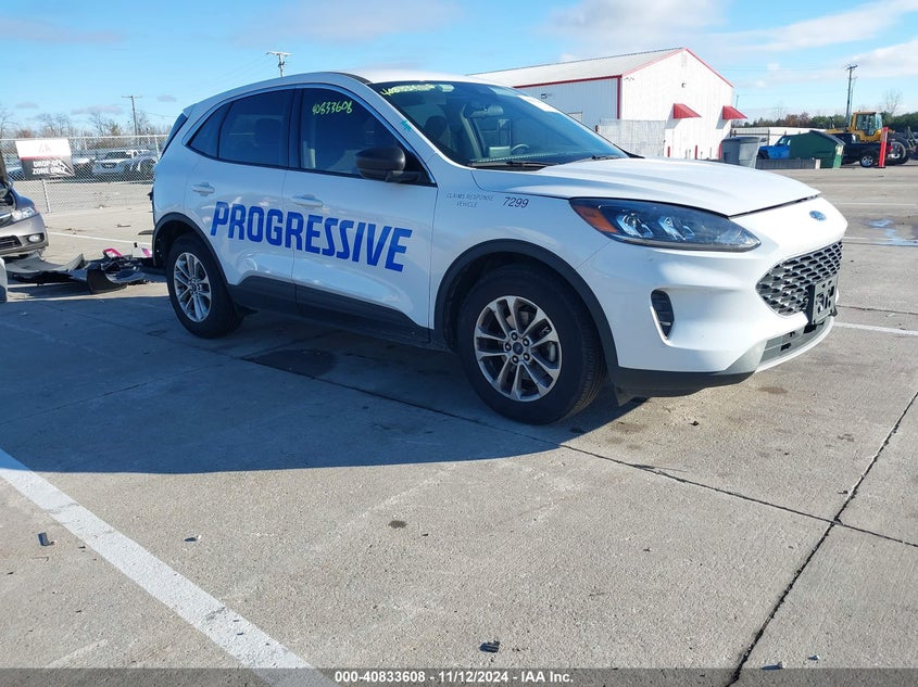 Vin: 1fmcu0g67nub27299, lot: 41323210, ford escape se 20221