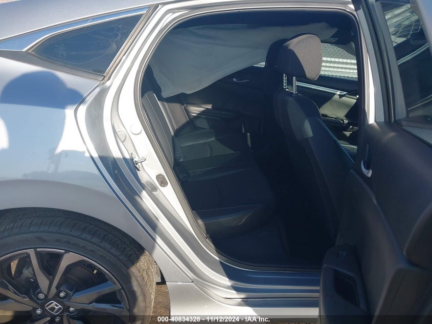 VIN 2HGFC2F83KH586218 2019 HONDA CIVIC SPORT