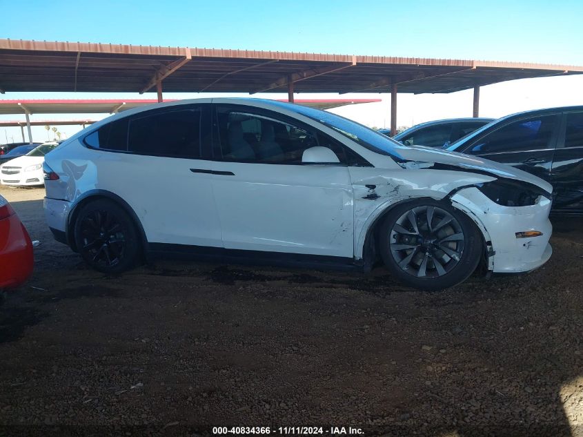 2022 Tesla Model X Dual Motor All-Wheel Drive VIN: 7SAXCBE57NF327125 Lot: 40834366