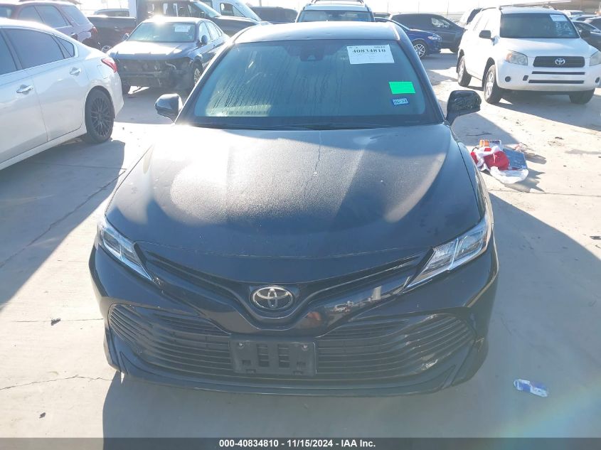 2019 Toyota Camry Le VIN: 4T1B11HK8KU270683 Lot: 40834810