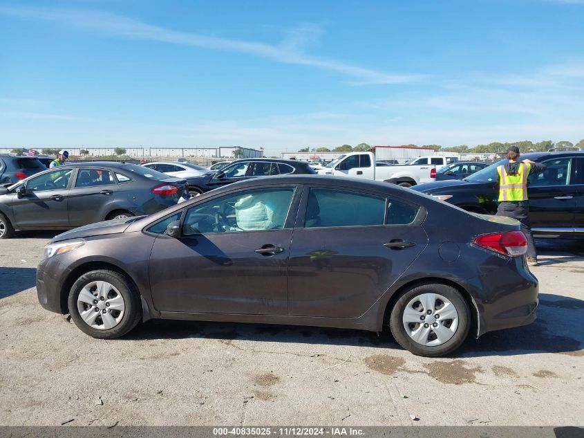 2017 Kia Forte Lx VIN: 3KPFK4A7XHE152412 Lot: 40835025