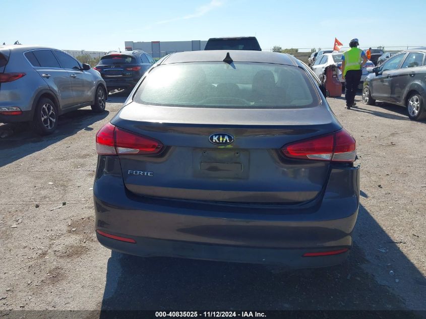 2017 Kia Forte Lx VIN: 3KPFK4A7XHE152412 Lot: 40835025