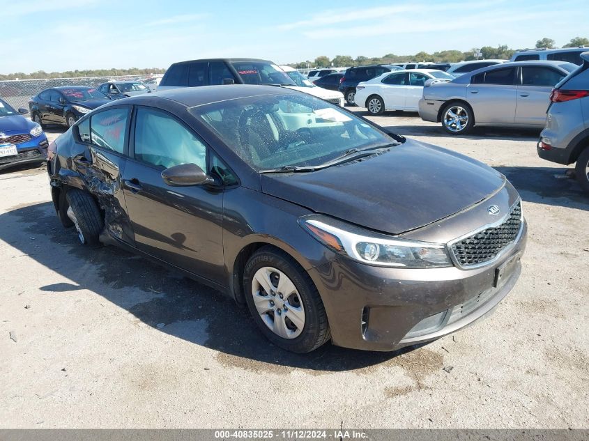 VIN 3KPFK4A7XHE152412 2017 KIA Forte, LX no.1