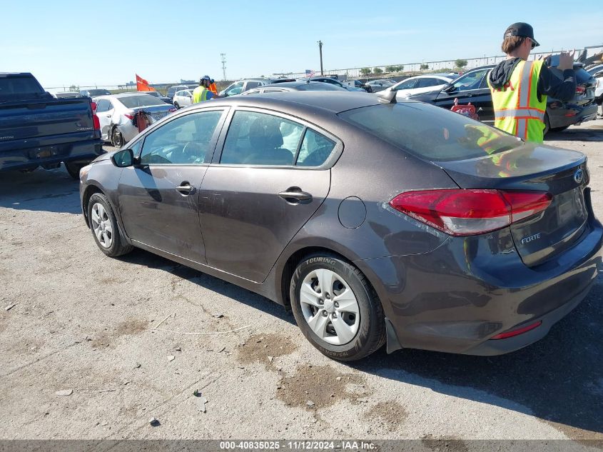 VIN 3KPFK4A7XHE152412 2017 KIA Forte, LX no.3