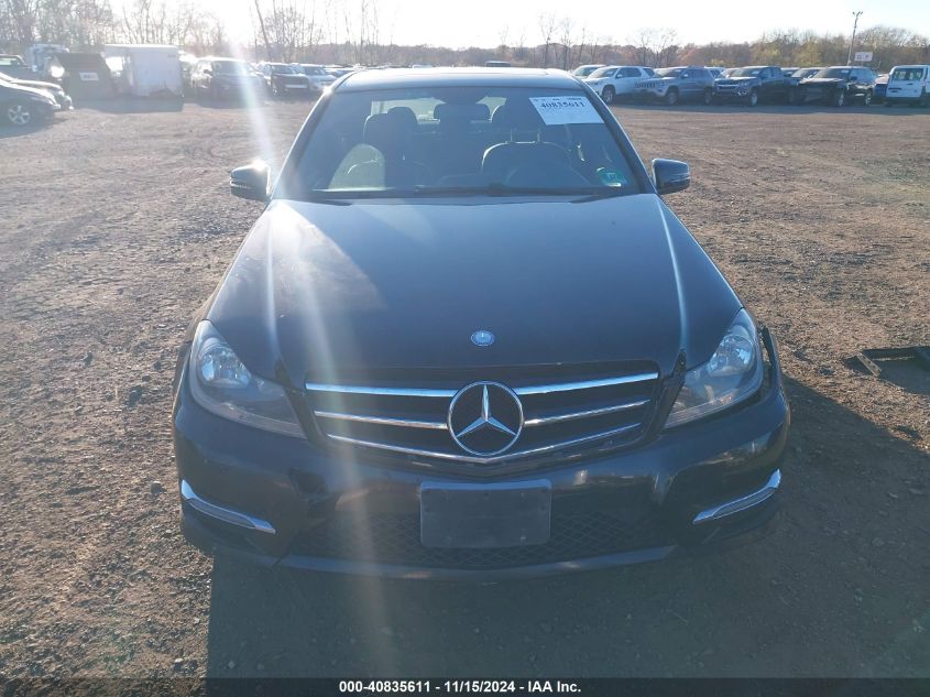 2014 Mercedes-Benz C 300 Luxury 4Matic/Sport 4Matic VIN: WDDGF8AB7ER305273 Lot: 40835611