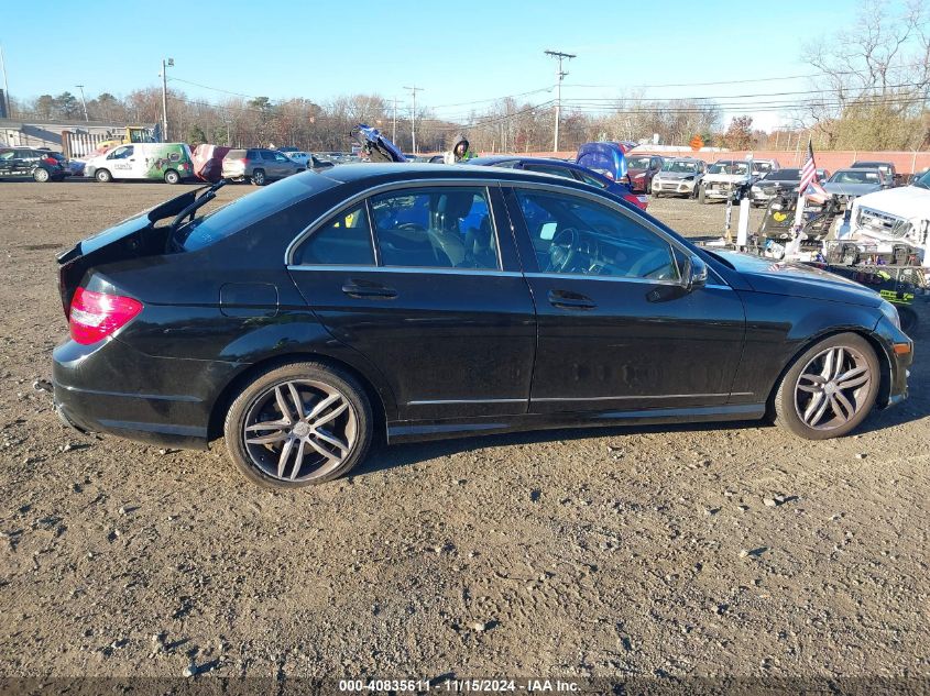 2014 Mercedes-Benz C 300 Luxury 4Matic/Sport 4Matic VIN: WDDGF8AB7ER305273 Lot: 40835611