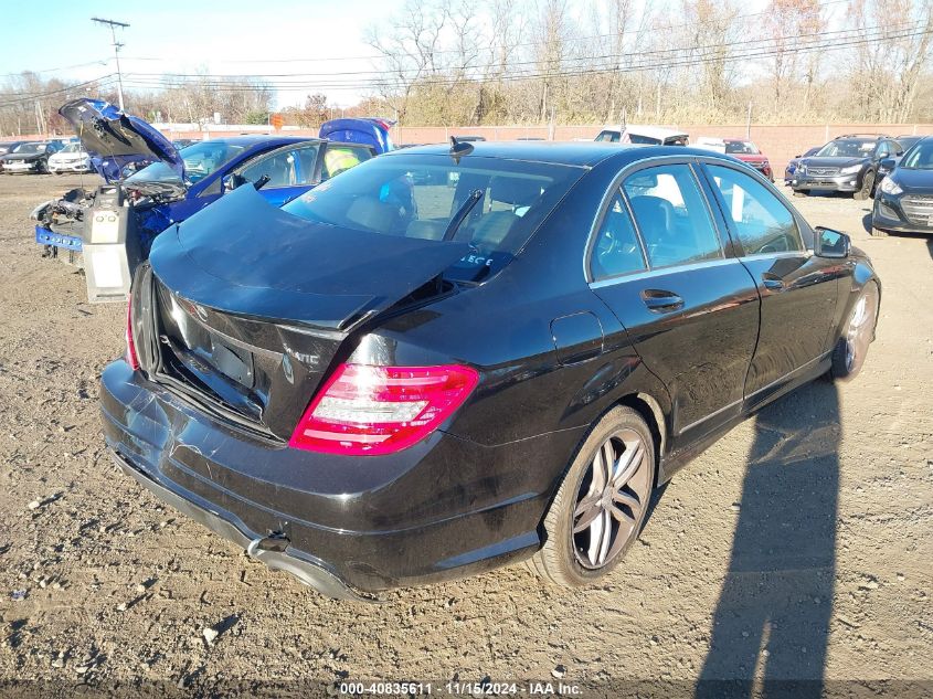 2014 Mercedes-Benz C 300 Luxury 4Matic/Sport 4Matic VIN: WDDGF8AB7ER305273 Lot: 40835611