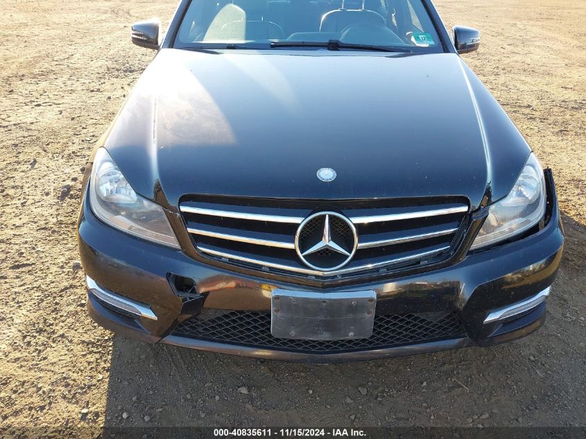 2014 Mercedes-Benz C 300 Luxury 4Matic/Sport 4Matic VIN: WDDGF8AB7ER305273 Lot: 40835611