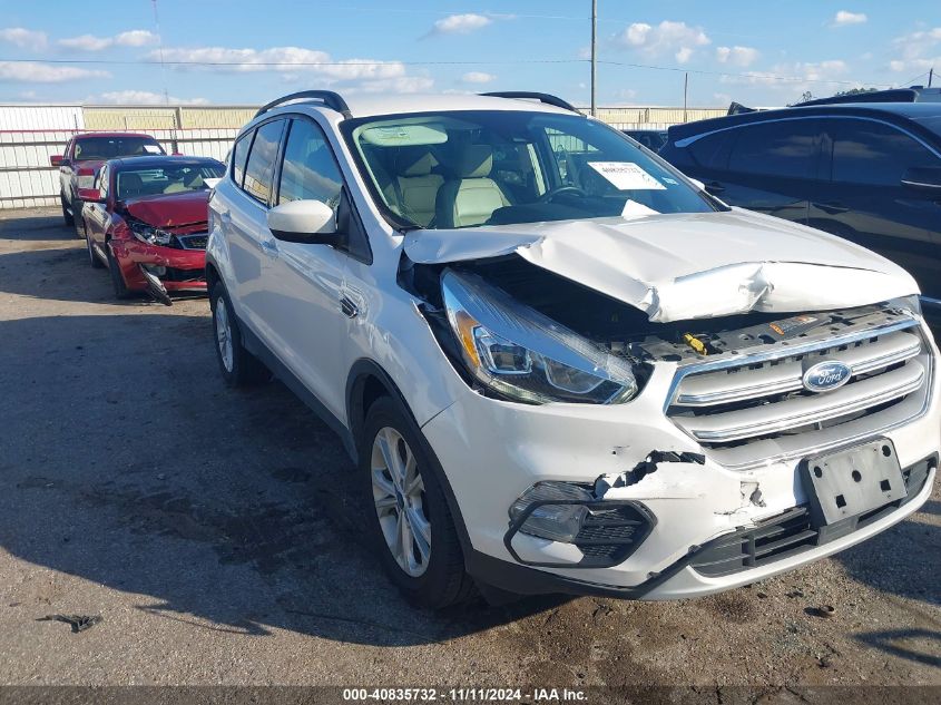 VIN 1FMCU0HD4KUA70987 2019 FORD ESCAPE no.1