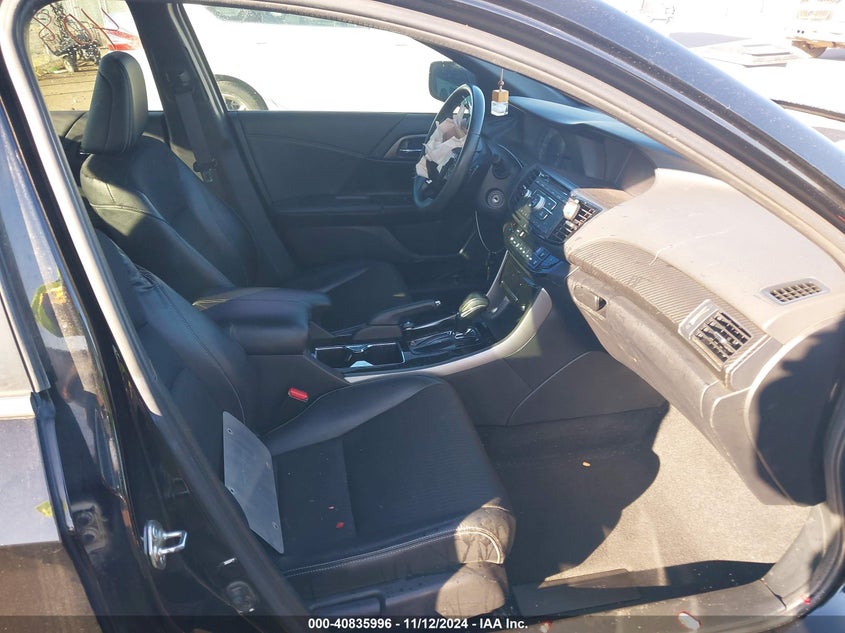 2016 HONDA ACCORD VIN: 1HGCR2F53GA220269