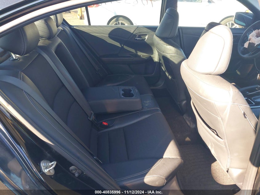 2016 HONDA ACCORD VIN: 1HGCR2F53GA220269