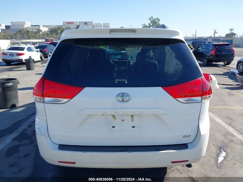 VIN 5TDYK3DC9ES458868 2014 Toyota Sienna, Xle/Limited no.17