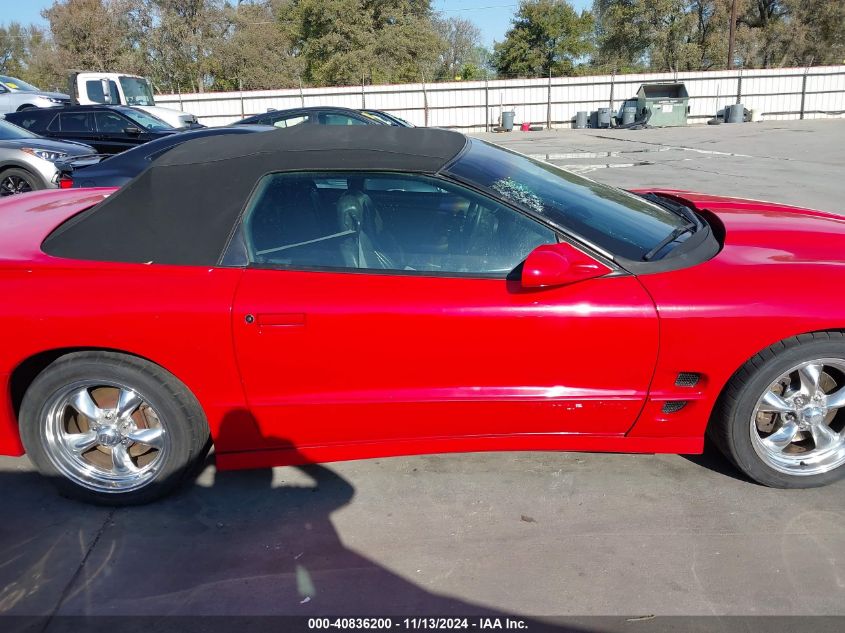 2000 Pontiac Firebird Trans Am VIN: 2G2FV32G4Y2130174 Lot: 40836200