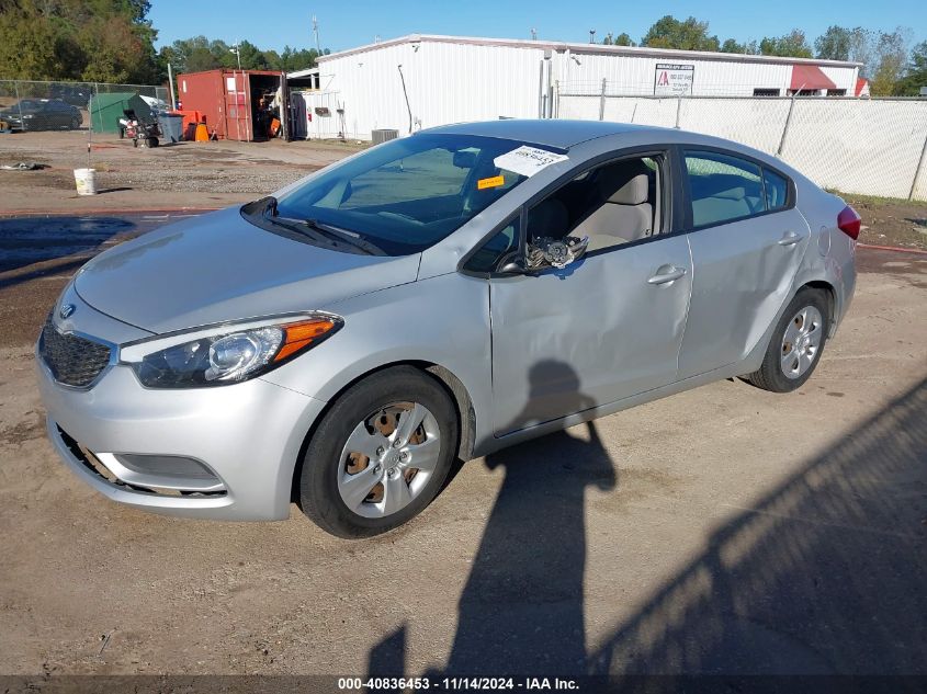 VIN KNAFX4A65G5572126 2016 KIA Forte, LX no.2