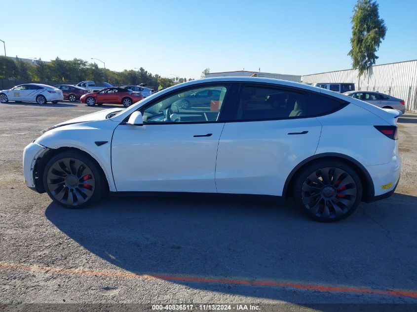 2022 Tesla Model Y Performance Dual Motor All-Wheel Drive VIN: 7SAYGDEF9NF563983 Lot: 40836517