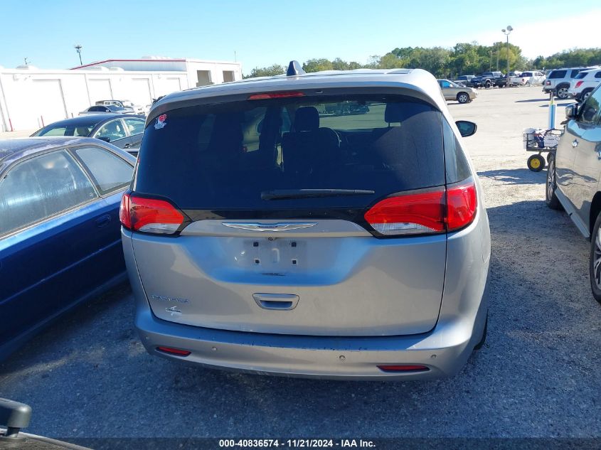 2018 Chrysler Pacifica L VIN: 2C4RC1AG7JR121079 Lot: 40836574