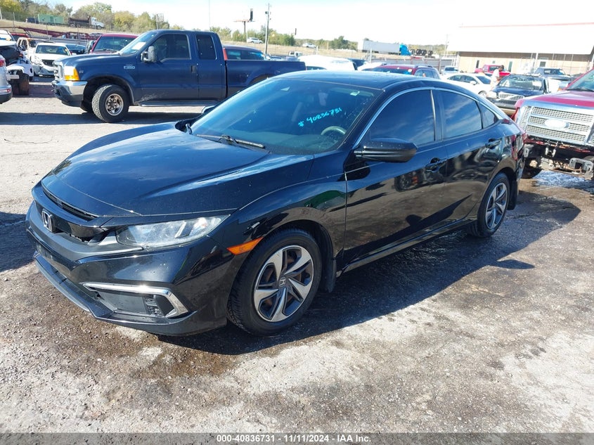 VIN 19XFC2F6XKE002082 2019 HONDA CIVIC LX